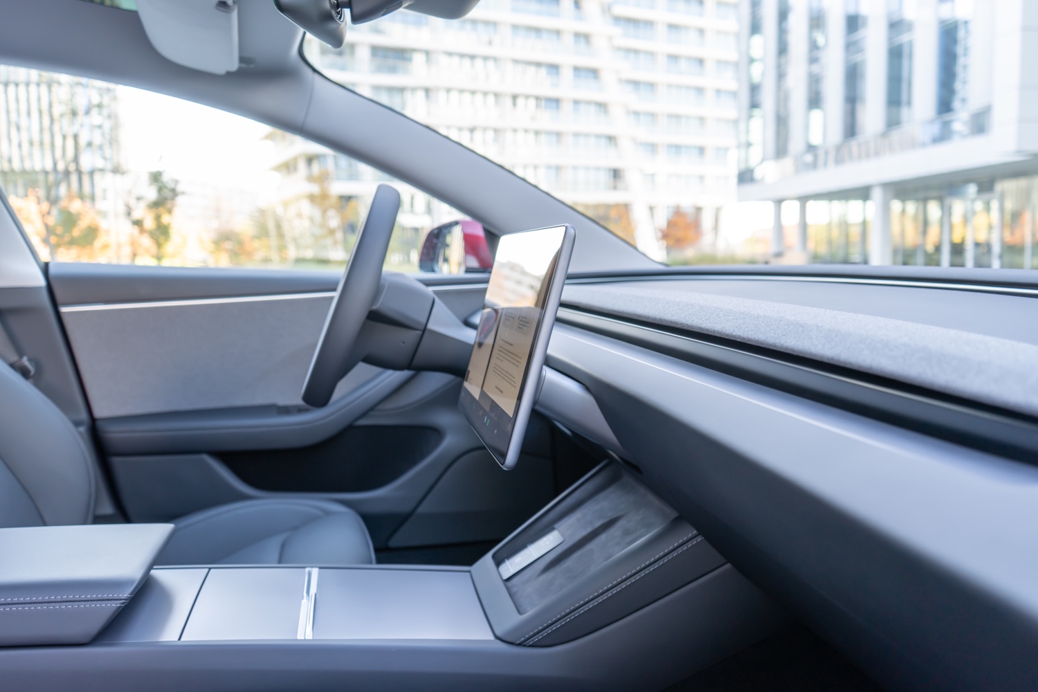 Tesla 3 autopůjčovna 